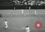 Image ouvrir en double masculin Brookline Massachusetts USA, 1931, de la seconde 18 séquences d'archives historiques vidéo 65675058049