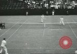 Image ouvrir en double masculin Brookline Massachusetts USA, 1931, de la seconde 19 séquences d'archives historiques vidéo 65675058049