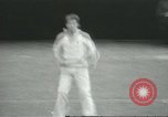 Image ouvrir en double masculin Brookline Massachusetts USA, 1931, de la seconde 24 séquences d'archives historiques vidéo 65675058049