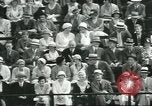 Image ouvrir en double masculin Brookline Massachusetts USA, 1931, de la seconde 60 séquences d'archives historiques vidéo 65675058049
