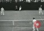 Image ouvrir en double masculin Brookline Massachusetts USA, 1931, de la seconde 62 séquences d'archives historiques vidéo 65675058049