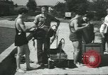 Standbild Diver's Helm Fitchburg Massachusetts USA, 1931, aus Sekunde 13 historischem Filmmaterial Videoclip 65675058052