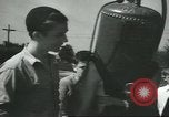 Standbild Diver's Helm Fitchburg Massachusetts USA, 1931, aus Sekunde 26 historischem Filmmaterial Videoclip 65675058052
