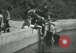 Standbild Diver's Helm Fitchburg Massachusetts USA, 1931, aus Sekunde 44 historischem Filmmaterial Videoclip 65675058052