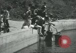 Standbild Diver's Helm Fitchburg Massachusetts USA, 1931, aus Sekunde 45 historischem Filmmaterial Videoclip 65675058052