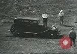 Standbild Automobil Tests South Bend Indiana USA, 1932, aus Sekunde 46 historischem Filmmaterial Videoclip 65675058057