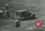 Standbild Automobil Tests South Bend Indiana USA, 1932, aus Sekunde 52 historischem Filmmaterial Videoclip 65675058057