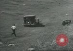 Standbild Automobil Tests South Bend Indiana USA, 1932, aus Sekunde 57 historischem Filmmaterial Videoclip 65675058057