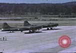 Immagine di 303gruppo di bombardamento Battle Creek Michigan USA, 1942, secondo 17 filmato di repertorio 65675058058