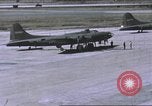 Immagine di 303gruppo di bombardamento Battle Creek Michigan USA, 1942, secondo 23 filmato di repertorio 65675058058