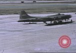 Immagine di 303gruppo di bombardamento Battle Creek Michigan USA, 1942, secondo 24 filmato di repertorio 65675058058