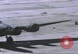 Immagine di 303gruppo di bombardamento Battle Creek Michigan USA, 1942, secondo 32 filmato di repertorio 65675058058