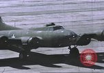 Immagine di 303gruppo di bombardamento Battle Creek Michigan USA, 1942, secondo 35 filmato di repertorio 65675058058