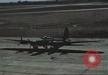 Immagine di 303gruppo di bombardamento Battle Creek Michigan USA, 1942, secondo 39 filmato di repertorio 65675058058