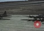 Immagine di 303gruppo di bombardamento Battle Creek Michigan USA, 1942, secondo 45 filmato di repertorio 65675058058
