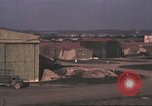 Standbild 303rd Bombardierung Gruppe England Molesworth Flugplatz, 1942, aus Sekunde 12 historischem Filmmaterial Videoclip 65675058063