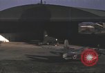 Standbild 303rd Bombardierung Gruppe England Molesworth Flugplatz, 1942, aus Sekunde 28 historischem Filmmaterial Videoclip 65675058063