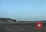 Standbild 303rd Bombardierung Gruppe England Molesworth Flugplatz, 1942, aus Sekunde 37 historischem Filmmaterial Videoclip 65675058063