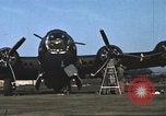 Standbild 303rd Bombardierung Gruppe England Molesworth Flugplatz, 1942, aus Sekunde 10 historischem Filmmaterial Videoclip 65675058064