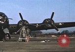 Standbild 303rd Bombardierung Gruppe England Molesworth Flugplatz, 1942, aus Sekunde 18 historischem Filmmaterial Videoclip 65675058064