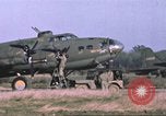 Standbild 303rd Bombardierung Gruppe England Molesworth Flugplatz, 1942, aus Sekunde 35 historischem Filmmaterial Videoclip 65675058064