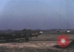 Standbild 303rd Bombardierung Gruppe England Molesworth Flugplatz, 1942, aus Sekunde 44 historischem Filmmaterial Videoclip 65675058064