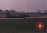 Standbild 303rd Bombardierung Gruppe England Molesworth Flugplatz, 1942, aus Sekunde 3 historischem Filmmaterial Videoclip 65675058065