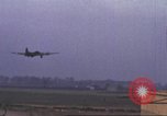 Standbild 303rd Bombardierung Gruppe England Molesworth Flugplatz, 1942, aus Sekunde 17 historischem Filmmaterial Videoclip 65675058065