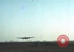 Standbild 303rd Bombardierung Gruppe England Molesworth Flugplatz, 1942, aus Sekunde 21 historischem Filmmaterial Videoclip 65675058065