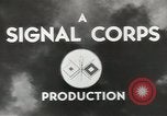 Standbild Erdbewegungsmaschinen Pacific Theater, 1944, aus Sekunde 19 historischem Filmmaterial Videoclip 65675058072