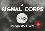 Standbild Erdbewegungsmaschinen Pacific Theater, 1944, aus Sekunde 21 historischem Filmmaterial Videoclip 65675058072