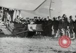 Standbild Erdbewegungsmaschinen europäische Theater, 1944, aus Sekunde 20 historischem Filmmaterial Videoclip 65675058073
