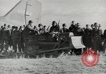 Standbild Erdbewegungsmaschinen europäische Theater, 1944, aus Sekunde 21 historischem Filmmaterial Videoclip 65675058073