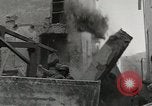Standbild Erdbewegungsmaschinen europäische Theater, 1944, aus Sekunde 32 historischem Filmmaterial Videoclip 65675058073