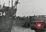 Standbild Erdbewegungsmaschinen europäische Theater, 1944, aus Sekunde 45 historischem Filmmaterial Videoclip 65675058073