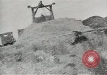 Standbild Erdbewegungsmaschinen europäische Theater, 1944, aus Sekunde 52 historischem Filmmaterial Videoclip 65675058073