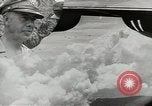 Standbild Erdbewegungsmaschinen Pacific Theater, 1944, aus Sekunde 4 historischem Filmmaterial Videoclip 65675058074