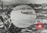 Standbild Erdbewegungsmaschinen Pacific Theater, 1944, aus Sekunde 14 historischem Filmmaterial Videoclip 65675058075