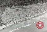 Standbild Erdbewegungsmaschinen Pacific Theater, 1944, aus Sekunde 27 historischem Filmmaterial Videoclip 65675058075