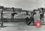 Standbild Erdbewegungsmaschinen Pacific Theater, 1944, aus Sekunde 52 historischem Filmmaterial Videoclip 65675058075
