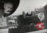Standbild Erdbewegungsmaschinen Italien, 1944, aus Sekunde 12 historischem Filmmaterial Videoclip 65675058076