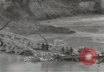 Standbild Erdbewegungsmaschinen Italien, 1944, aus Sekunde 27 historischem Filmmaterial Videoclip 65675058076