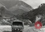 Standbild Erdbewegungsmaschinen Italien, 1944, aus Sekunde 38 historischem Filmmaterial Videoclip 65675058076