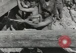 Standbild Ingenieure Italien, 1944, aus Sekunde 51 historischem Filmmaterial Videoclip 65675058077