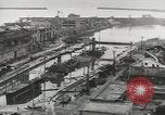 Standbild Ingenieure Neapel Italien, 1943, aus Sekunde 9 historischem Filmmaterial Videoclip 65675058078