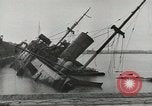 Standbild Ingenieure Neapel Italien, 1943, aus Sekunde 33 historischem Filmmaterial Videoclip 65675058078