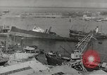 Standbild Ingenieure Neapel Italien, 1943, aus Sekunde 35 historischem Filmmaterial Videoclip 65675058078