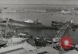 Standbild Ingenieure Neapel Italien, 1943, aus Sekunde 36 historischem Filmmaterial Videoclip 65675058078