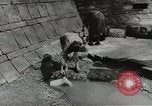 Standbild Ingenieure Neapel Italien, 1943, aus Sekunde 57 historischem Filmmaterial Videoclip 65675058078