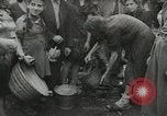 Standbild Ingenieure Neapel Italien, 1943, aus Sekunde 61 historischem Filmmaterial Videoclip 65675058078